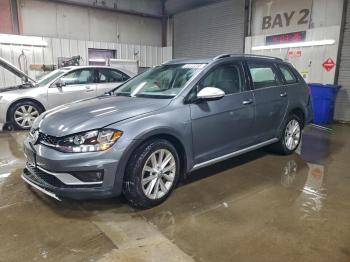  Salvage Volkswagen Golf