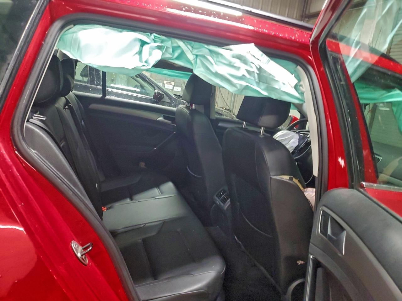 Volkswagen Golf S Image 6