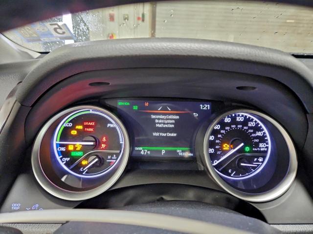 Toyota Camry Xle Image 6