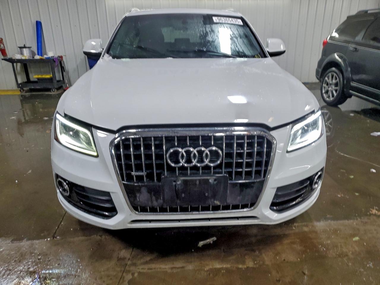 Audi Q5 Premium Plus Image 4