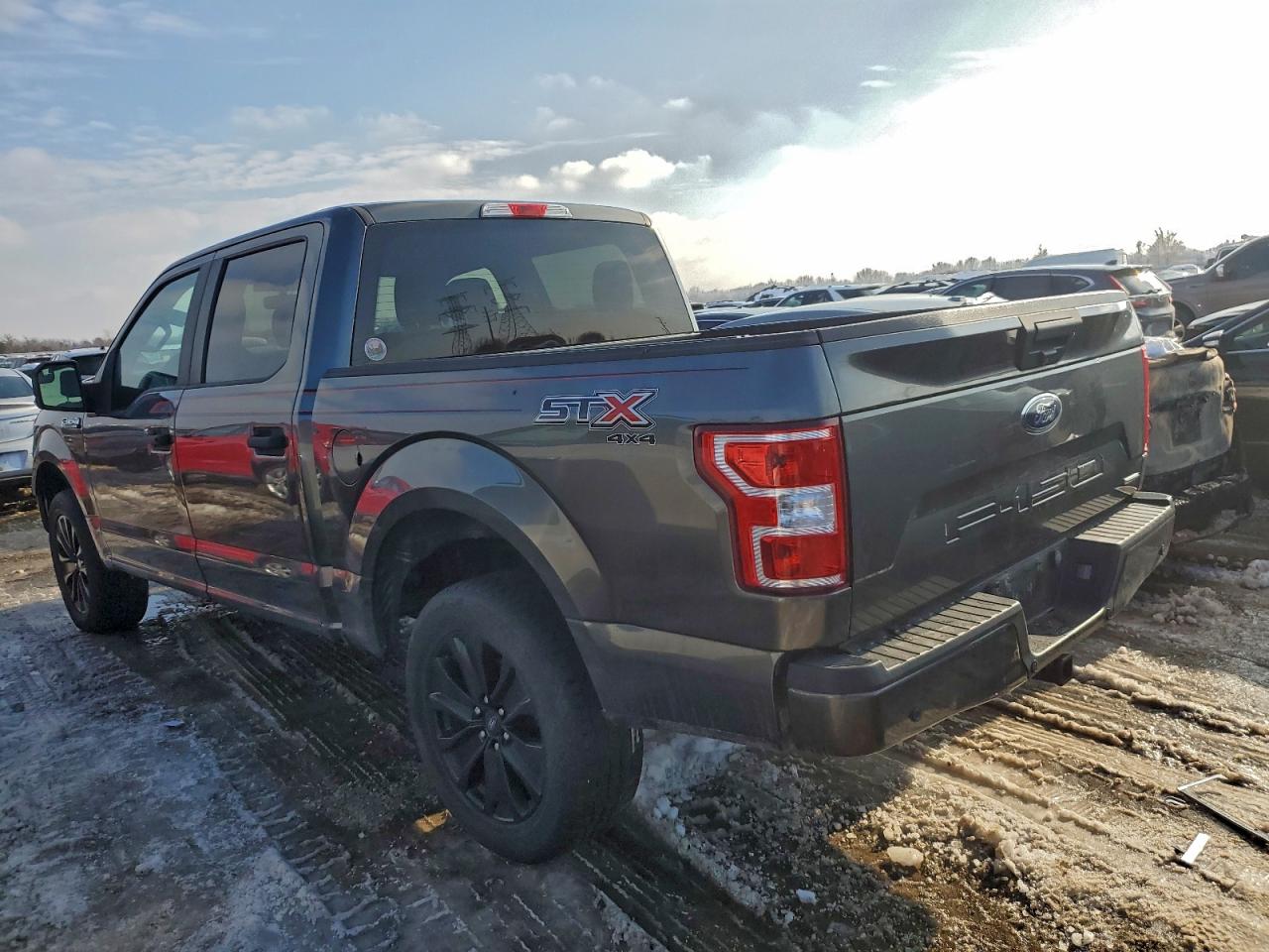 Ford F-150 Supercrew Image 7