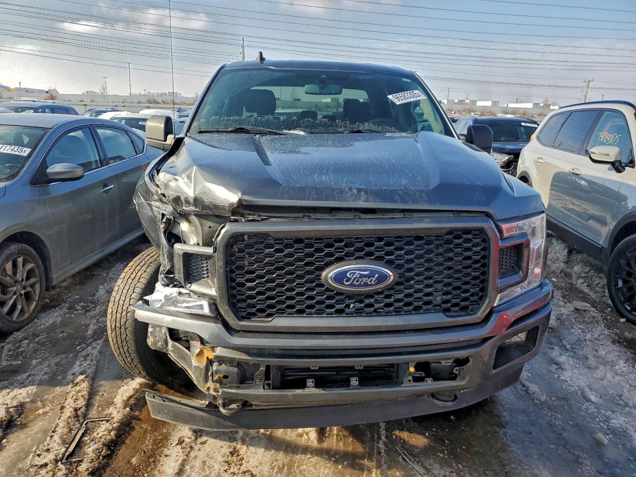 Ford F-150 Supercrew Image 9