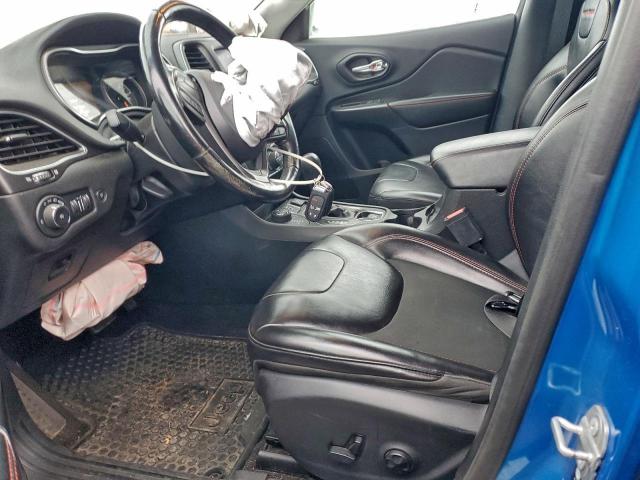 Jeep Cherokee Trailhawk Image 7