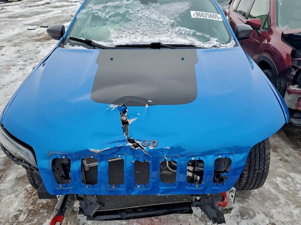 Jeep Cherokee Trailhawk Image 10