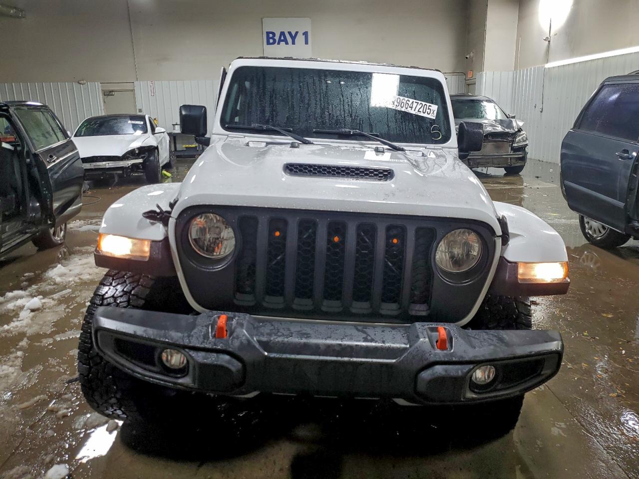 Jeep Gladiator Mojave Image 3