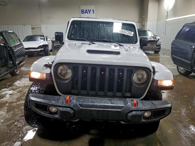 Jeep Gladiator Mojave Image 3