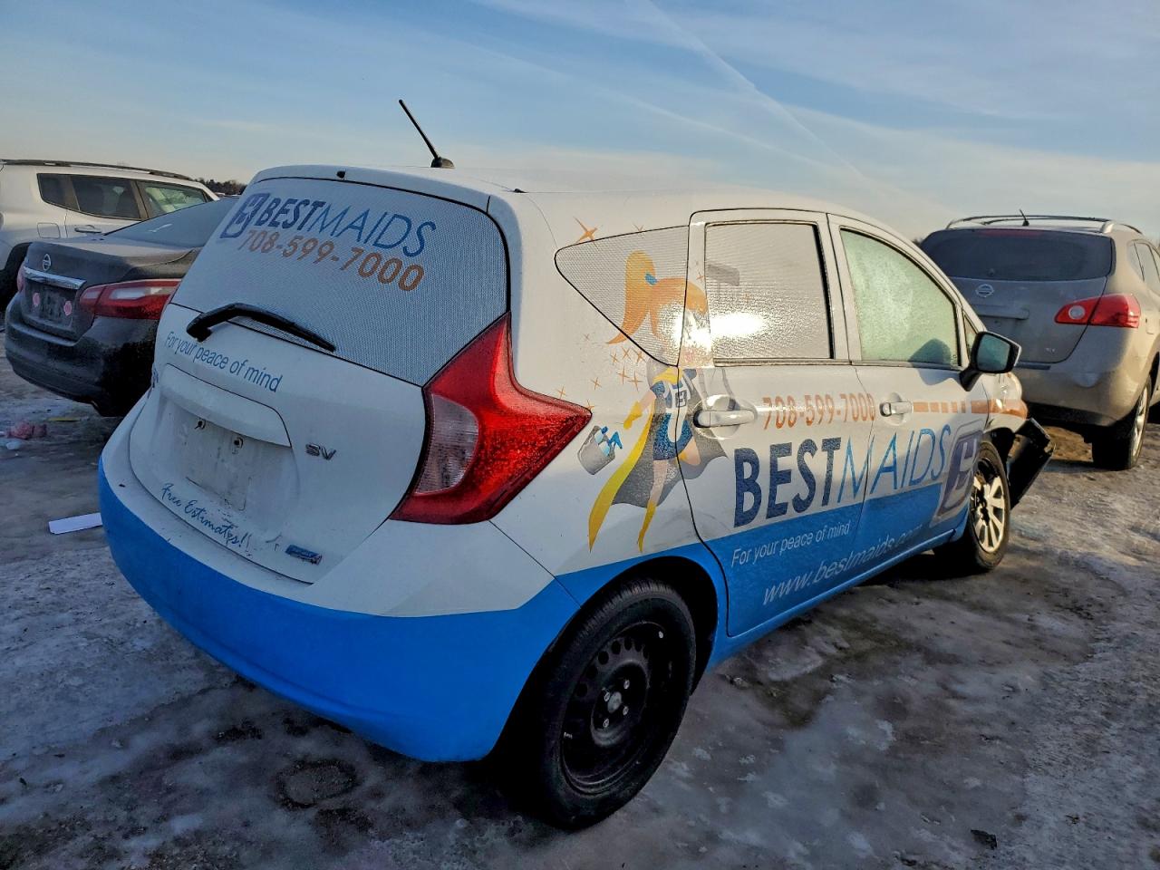 Nissan Versa S Image 2