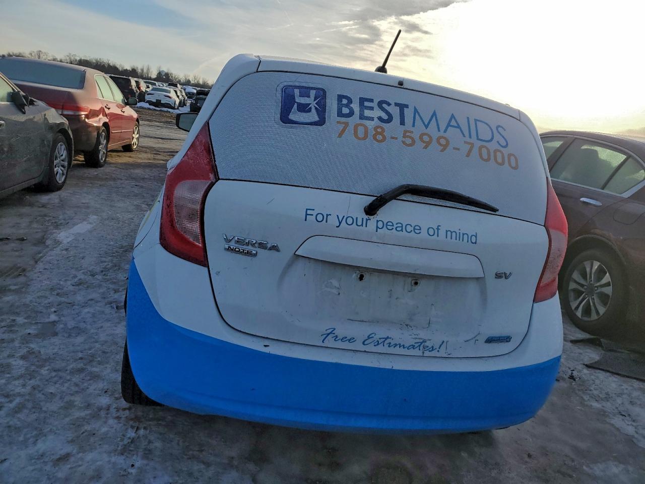 Nissan Versa S Image 8