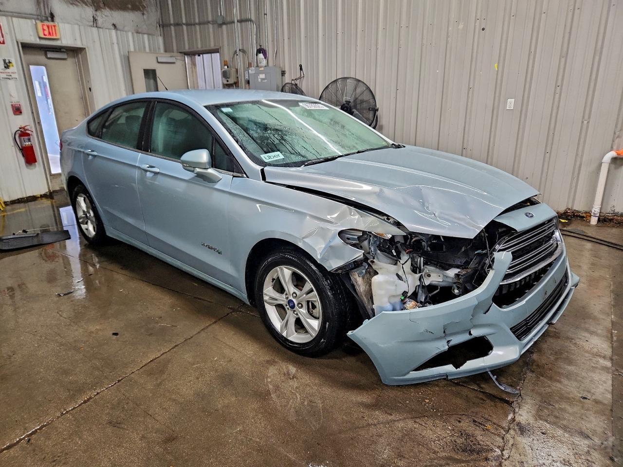 Ford Fusion Se Hybrid Image 2