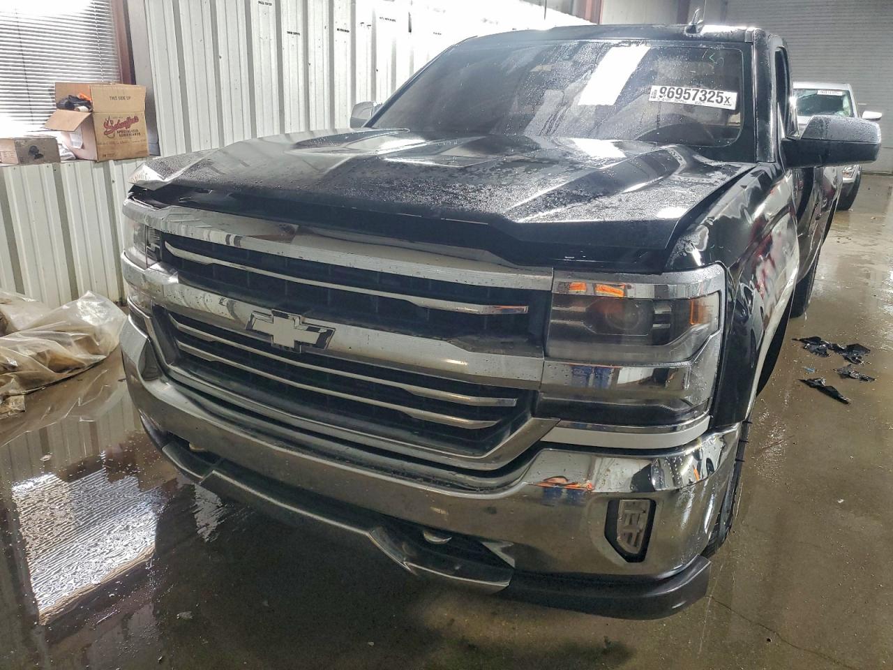 Chevrolet Silverado C1500 Image 10