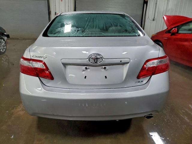 Toyota Camry Ce Image 12