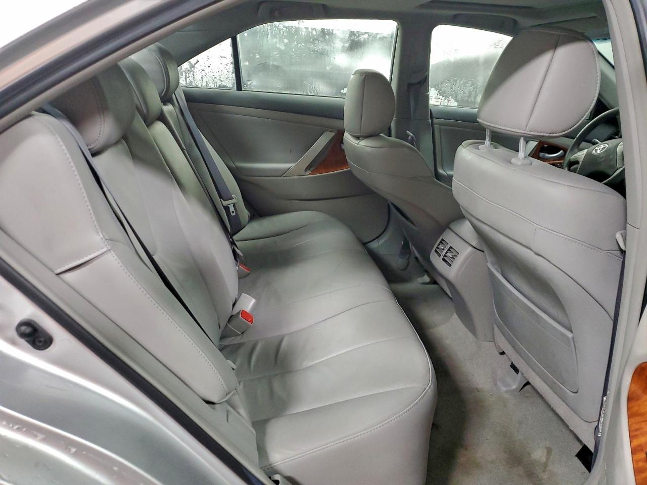 Toyota Camry Ce Image 11