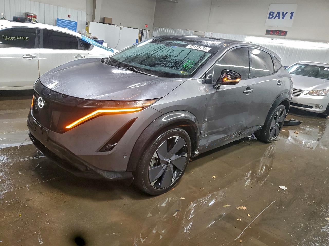 Nissan Ariya Platinum + Image 1