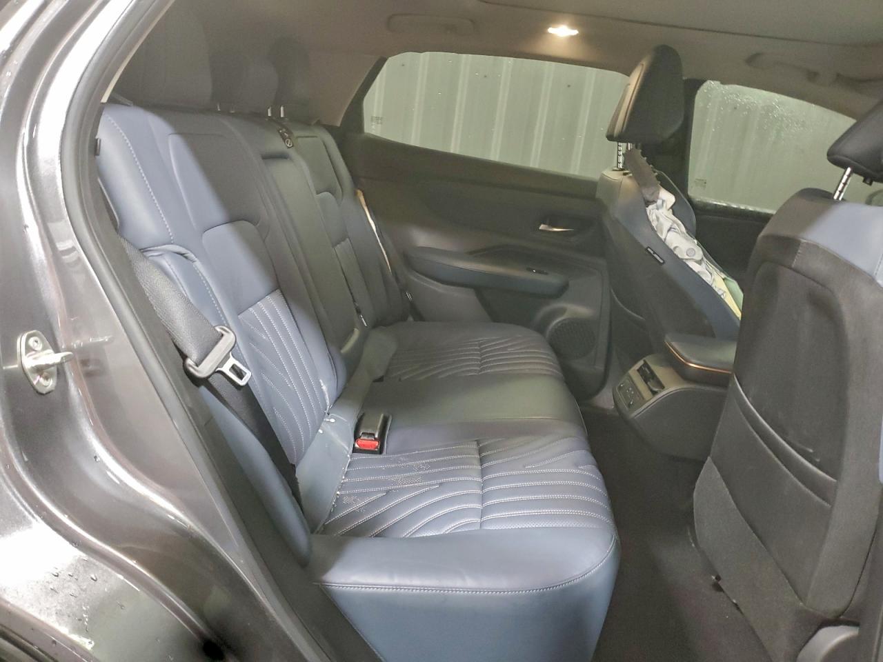 Nissan Ariya Platinum + Image 4