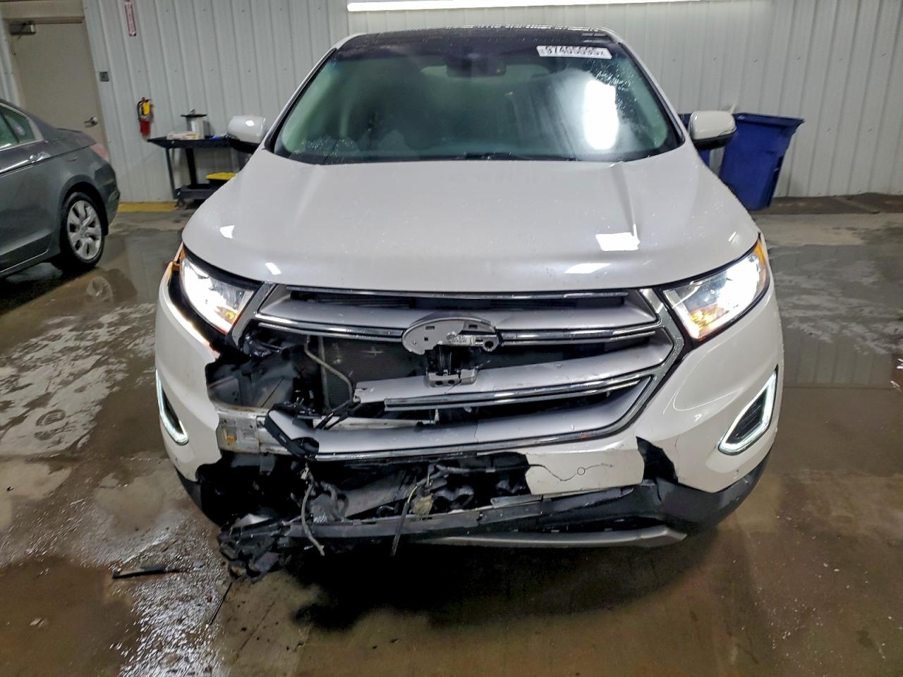 Ford Edge Titanium Image 9