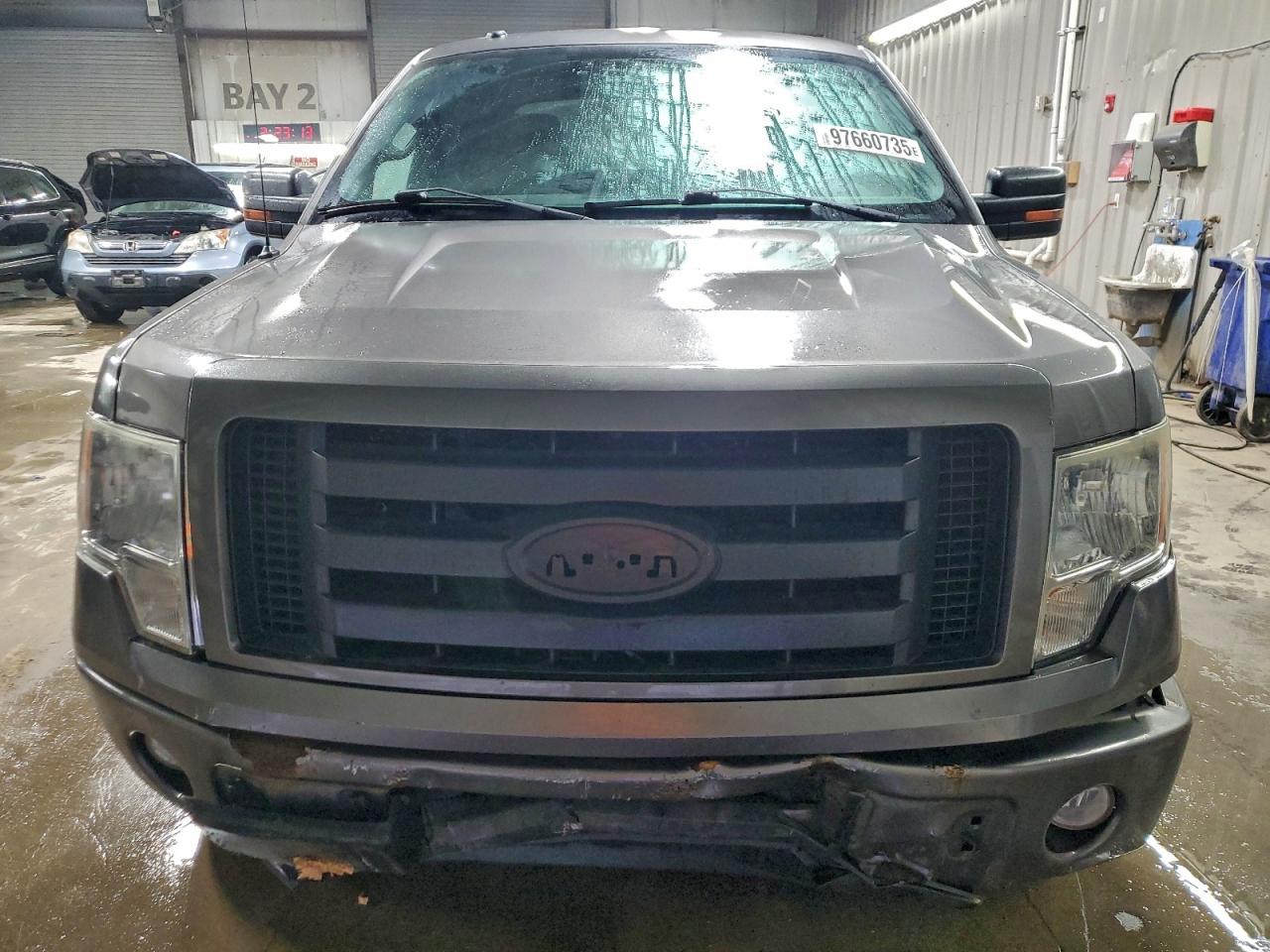 Ford F-150 Super Cab Image 9