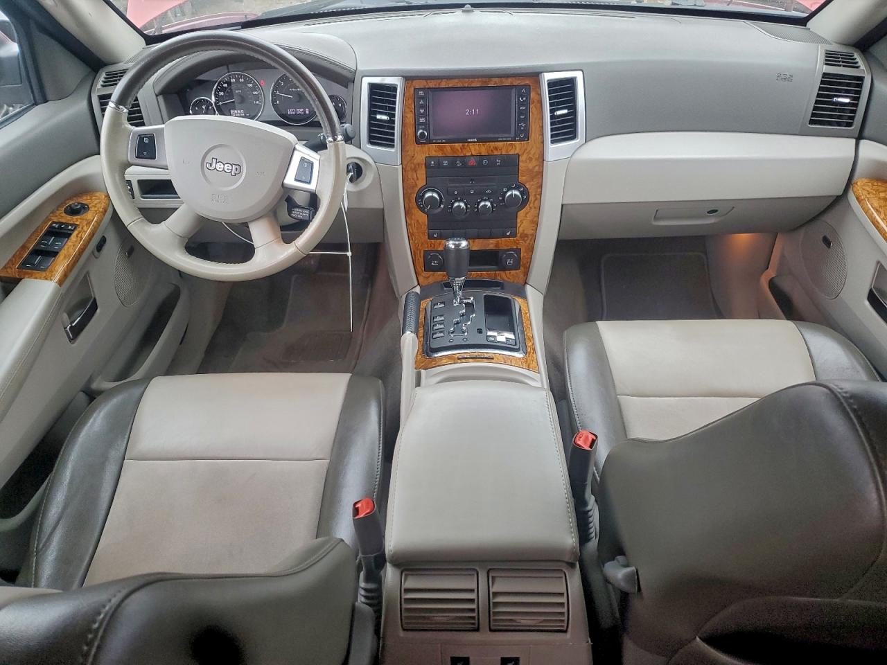 Jeep Grand Cherokee Limited Image 10