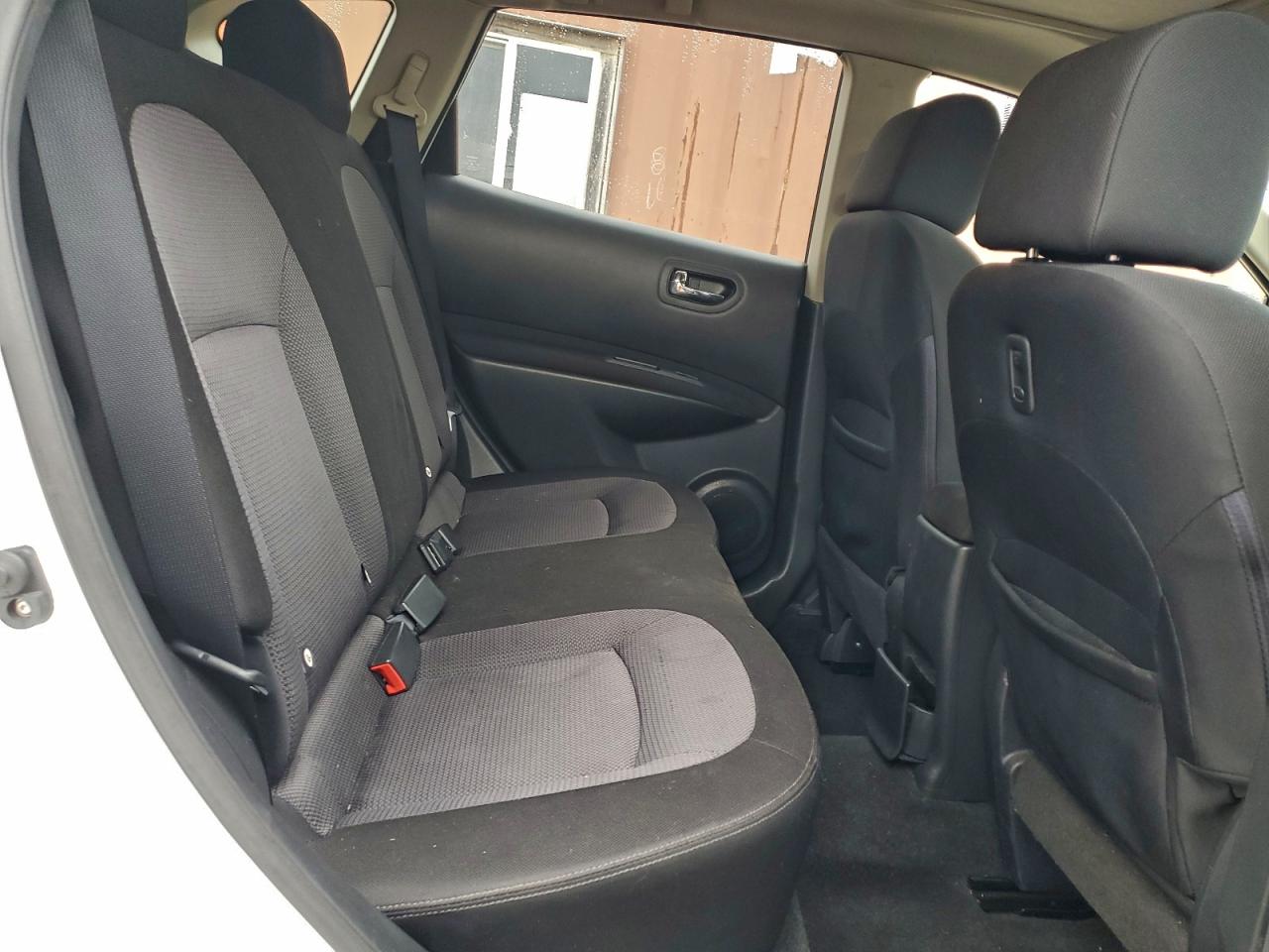 Nissan Rogue S Image 10