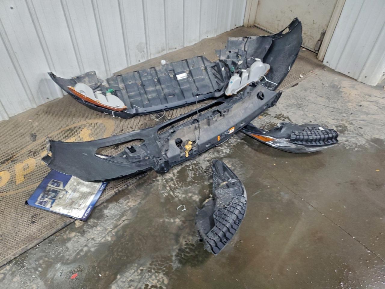 Ford Escape S Image 12