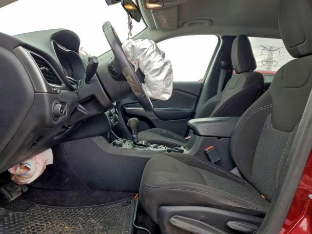 Jeep Grand Cherokee Latitude Image 3