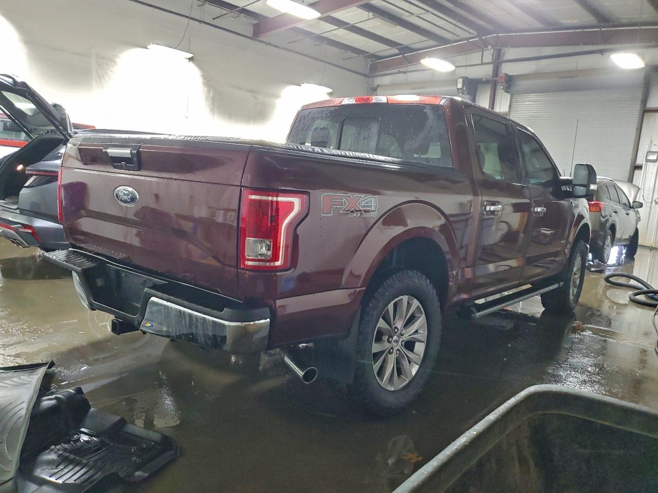 Ford F-150 Supercrew Image 12
