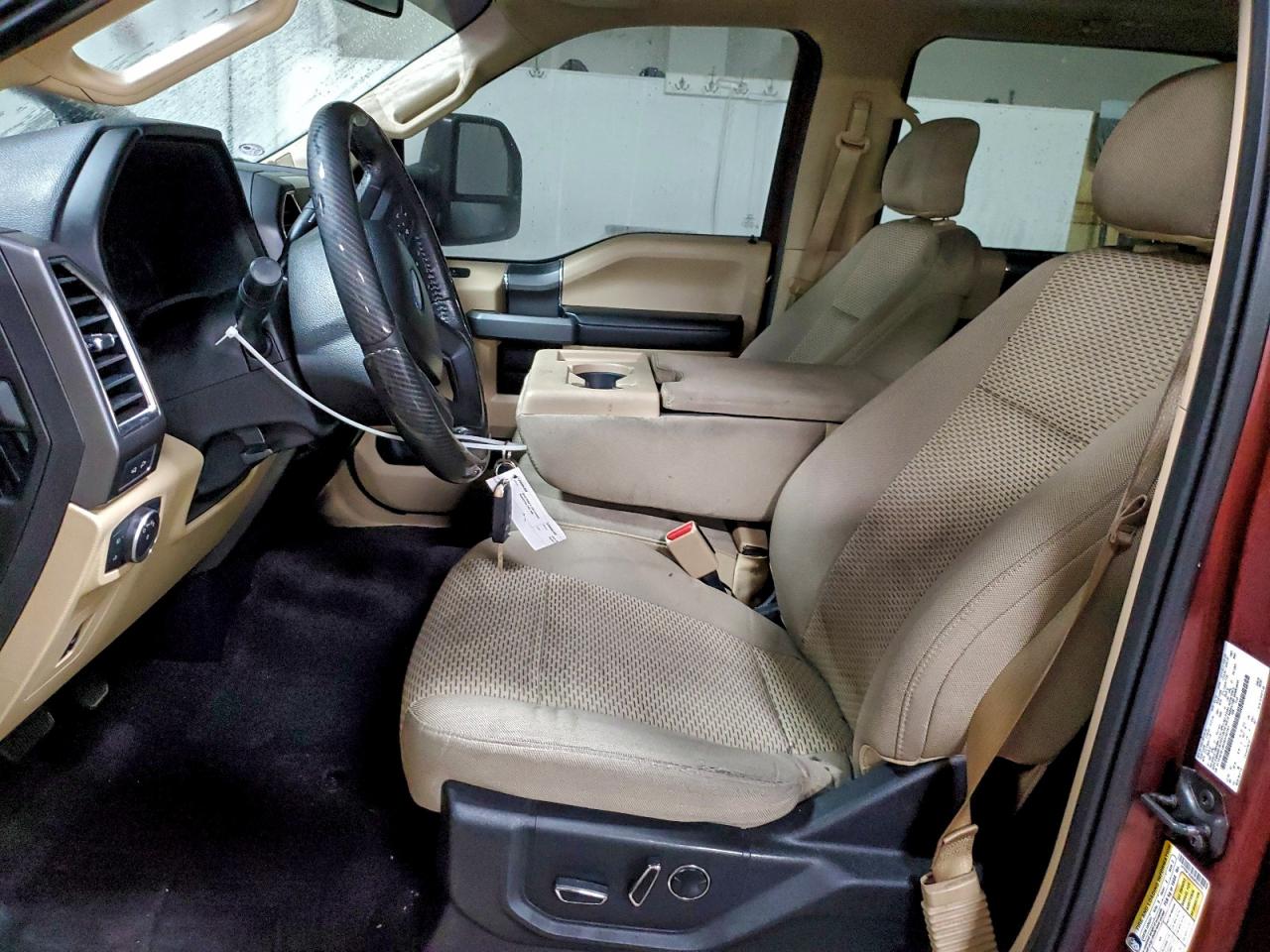 Ford F-150 Supercrew Image 10