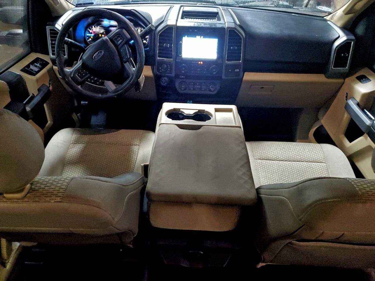 Ford F-150 Supercrew Image 11