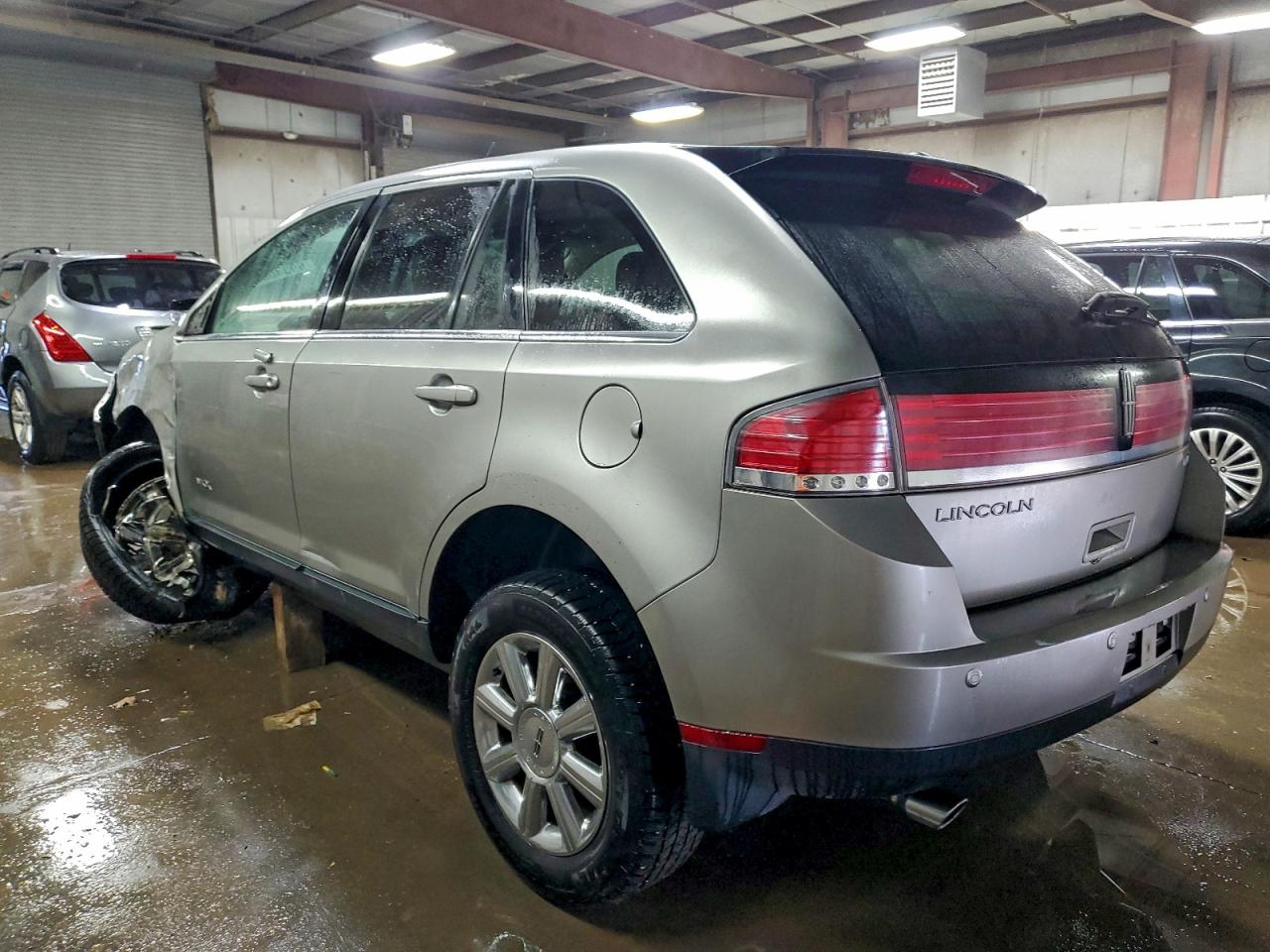 Lincoln MKX Image 12