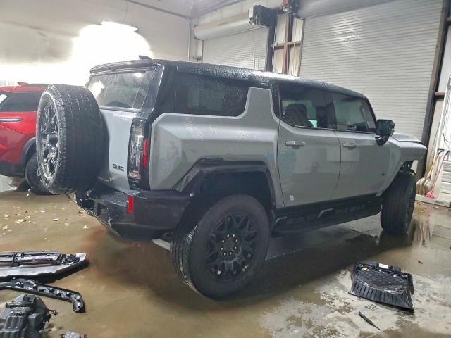 GMC Hummer Suv 2x Image 2