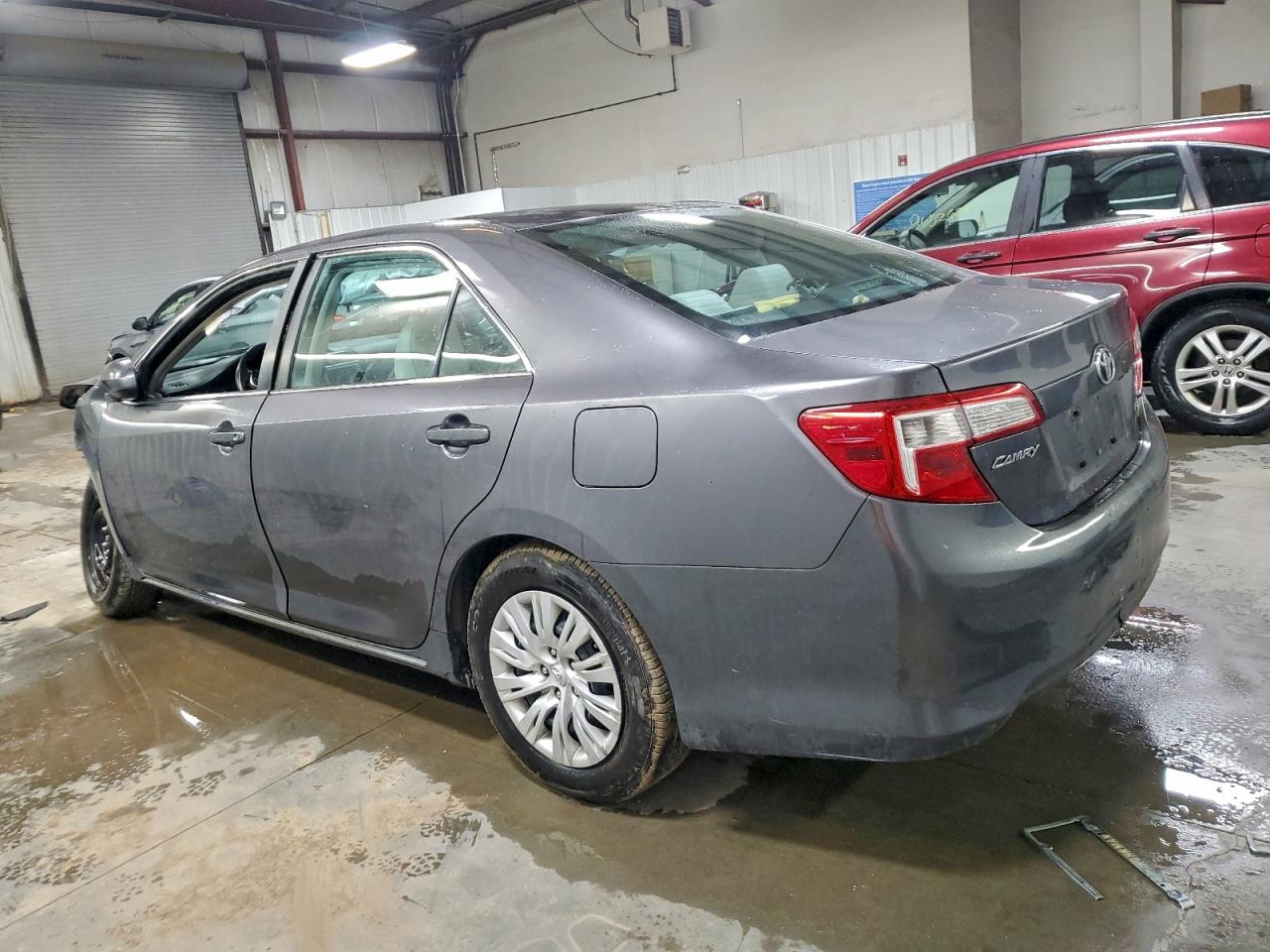 Toyota Camry Hybrid Image 5