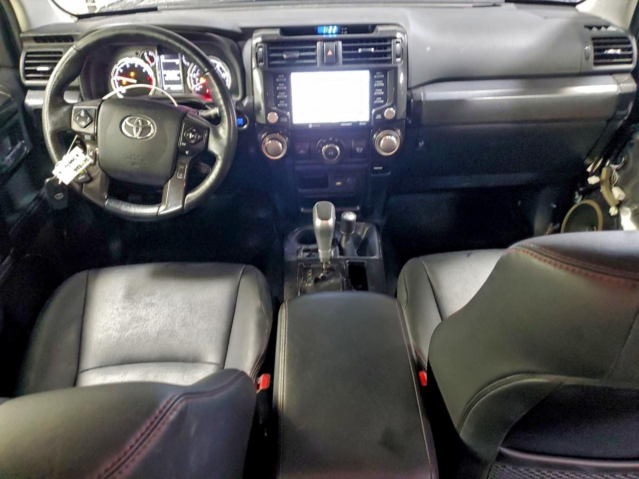 Toyota 4Runner Se Image 5