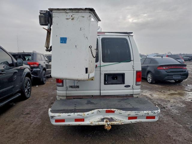 Ford Econoline E350 Super Duty Van Image 5