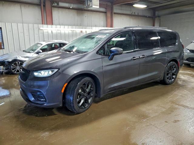  Salvage Chrysler Pacifica