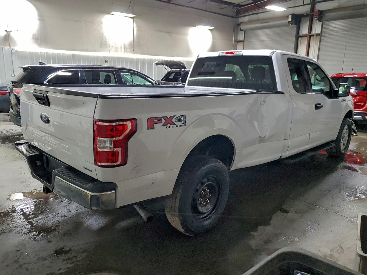 Ford F-150 Super Cab Image 3