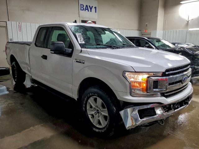 Ford F-150 Super Cab Image 11