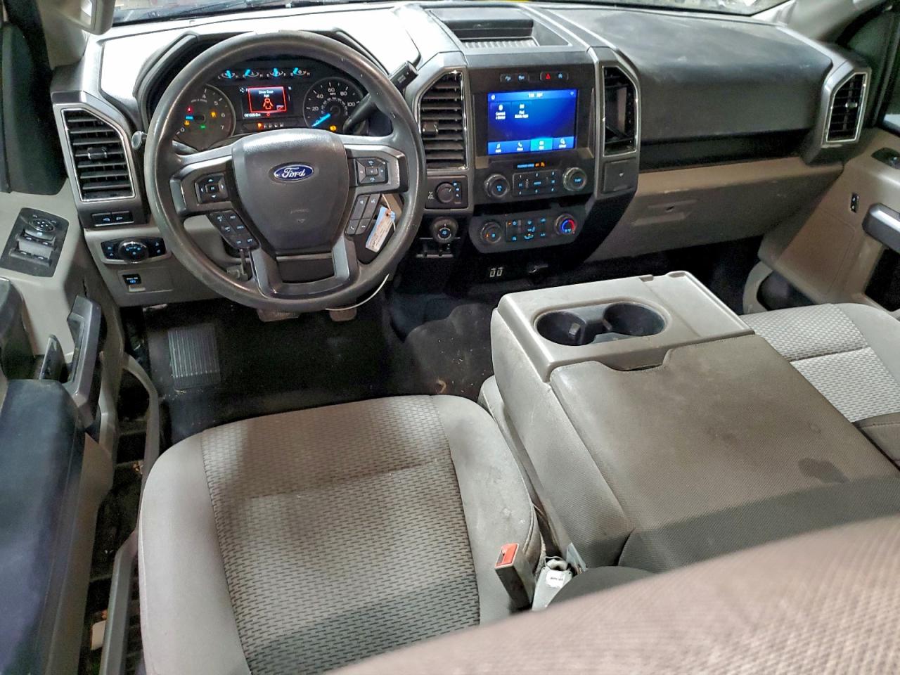 Ford F-150 Super Cab Image 7