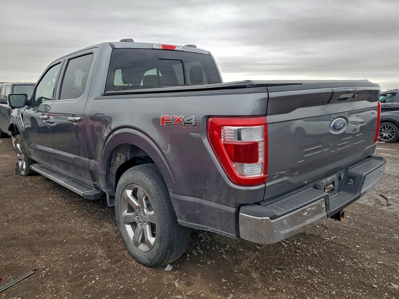 Ford F-150 Supercrew Image 4