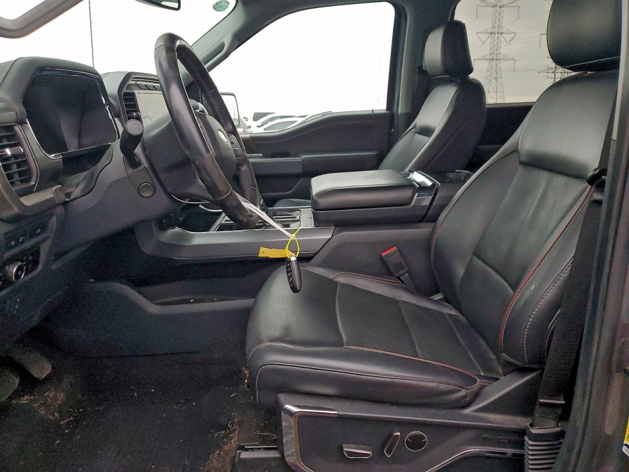 Ford F-150 Supercrew Image 5