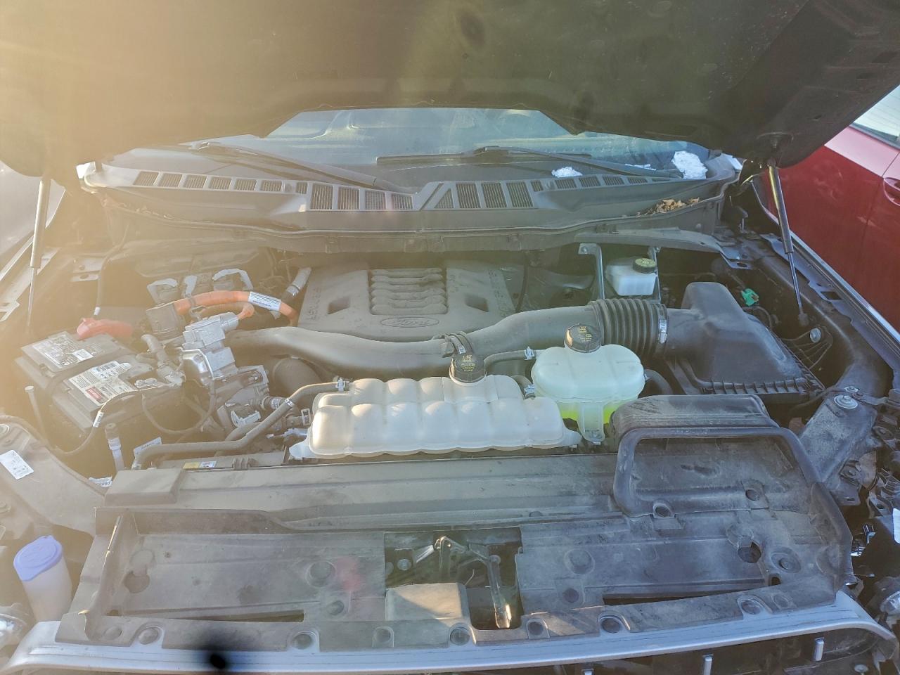 Ford F-150 Supercrew Image 9