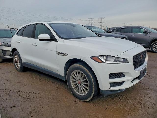 Jaguar F-PACE Image 9