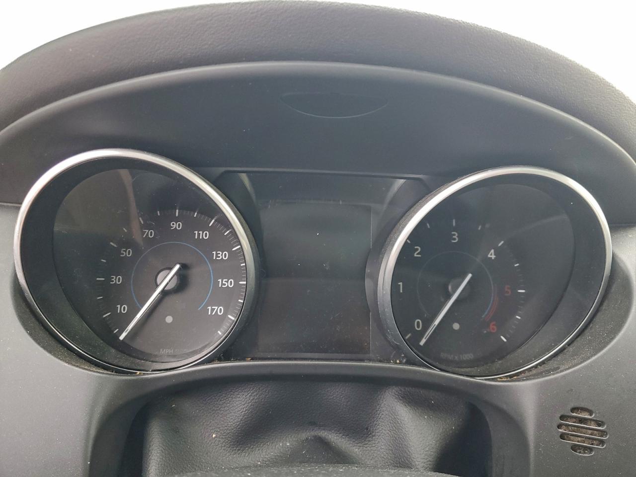 Jaguar F-PACE Image 3