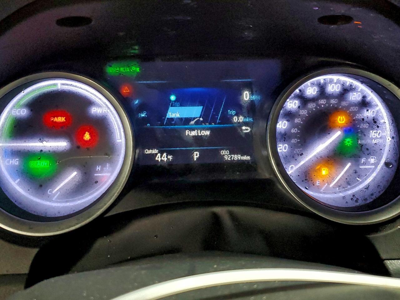 Toyota Camry Hybrid Image 6