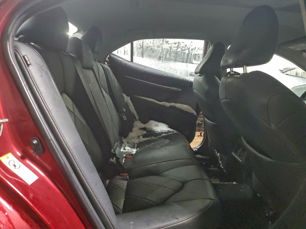 Toyota Camry Hybrid Image 8