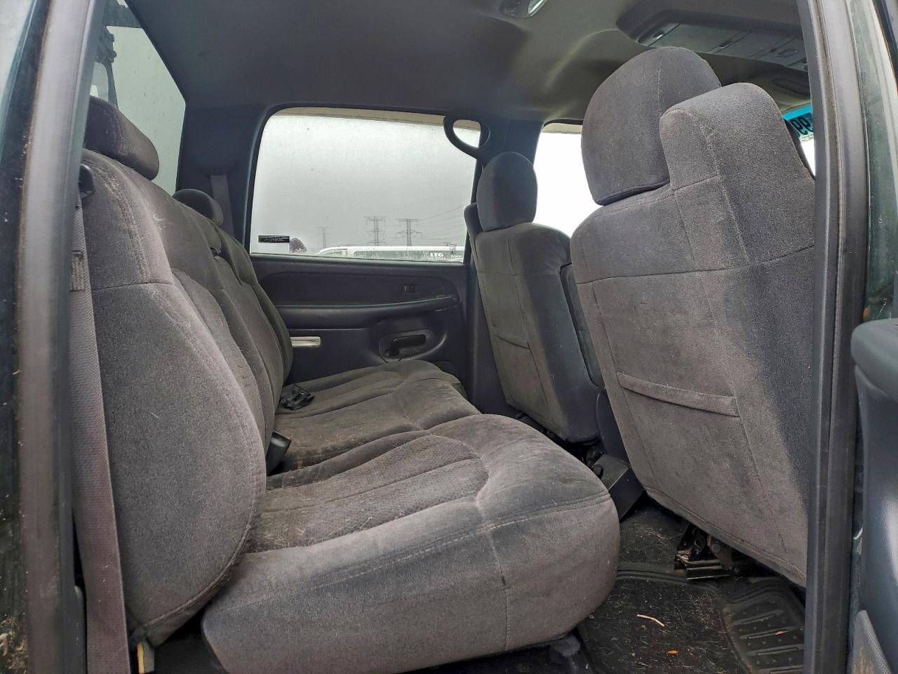 Chevrolet Silverado K1500 Heavy Duty Image 11