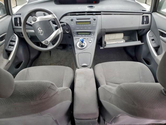 Toyota Prius Image 2