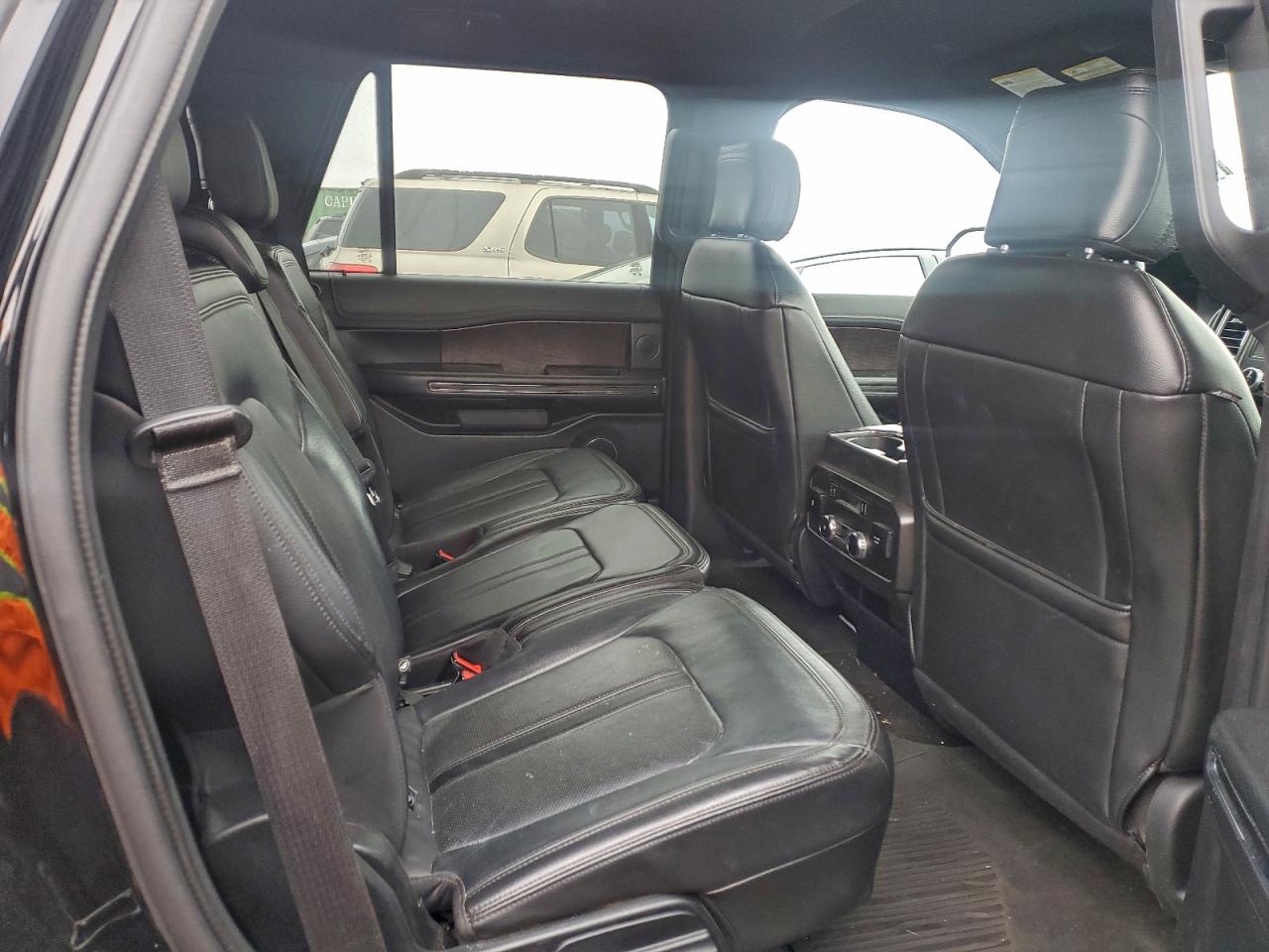 Ford Expedition Limited Image 11