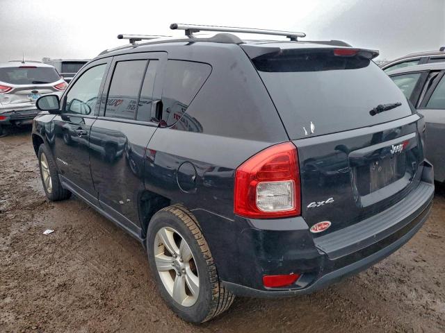Jeep Compass Sport Image 2