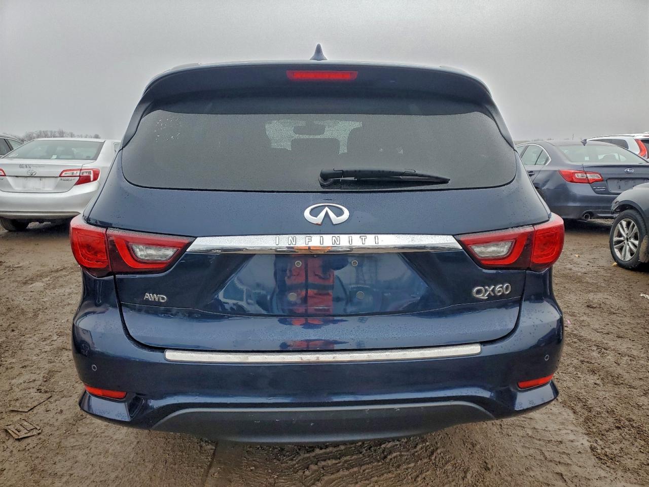 INFINITI Qx Luxe Image 4