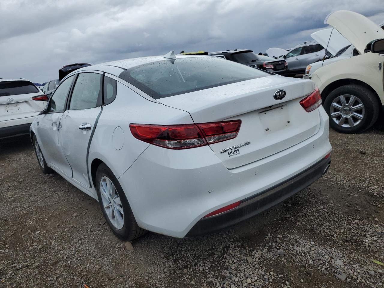 Kia Optima Lx Image 12