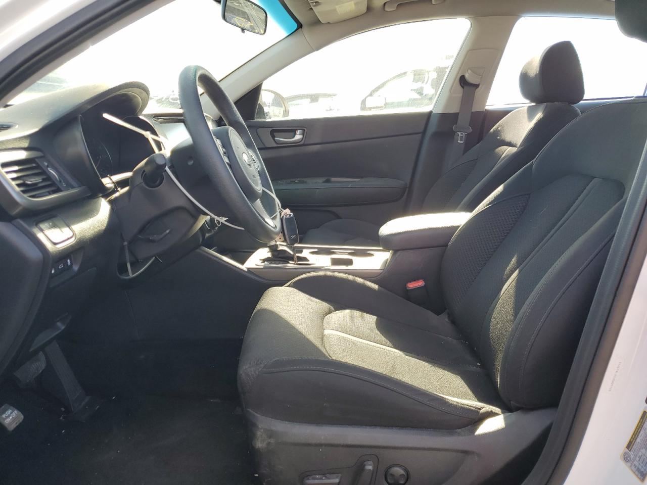 Kia Optima Lx Image 4